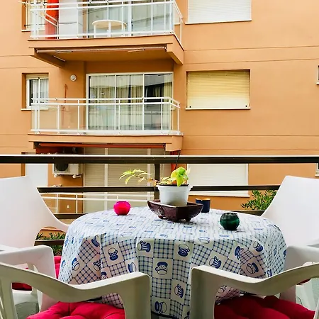 Book Fluromar Ii Apartman *